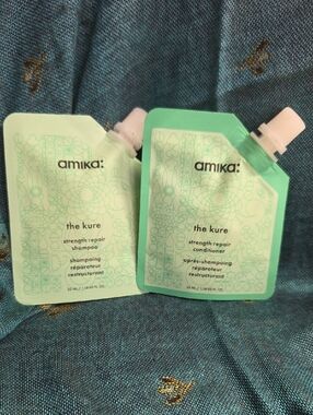 Amika The Kure strength repair shampoo & conditioner pouches